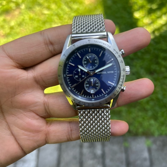 Michael Kors Men's Accelerator  Silver Stainless-Steel Watch mesh bracelet - Picture 3 of 10